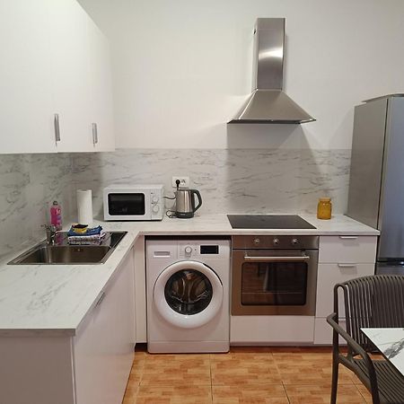 Apartmani "Radi" Baška Voda Eksteriør billede