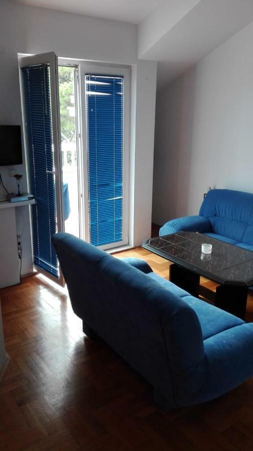 Apartmani "Radi" Baška Voda Eksteriør billede
