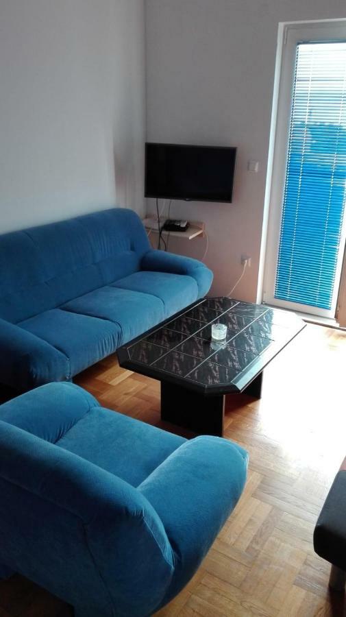 Apartmani "Radi" Baška Voda Eksteriør billede